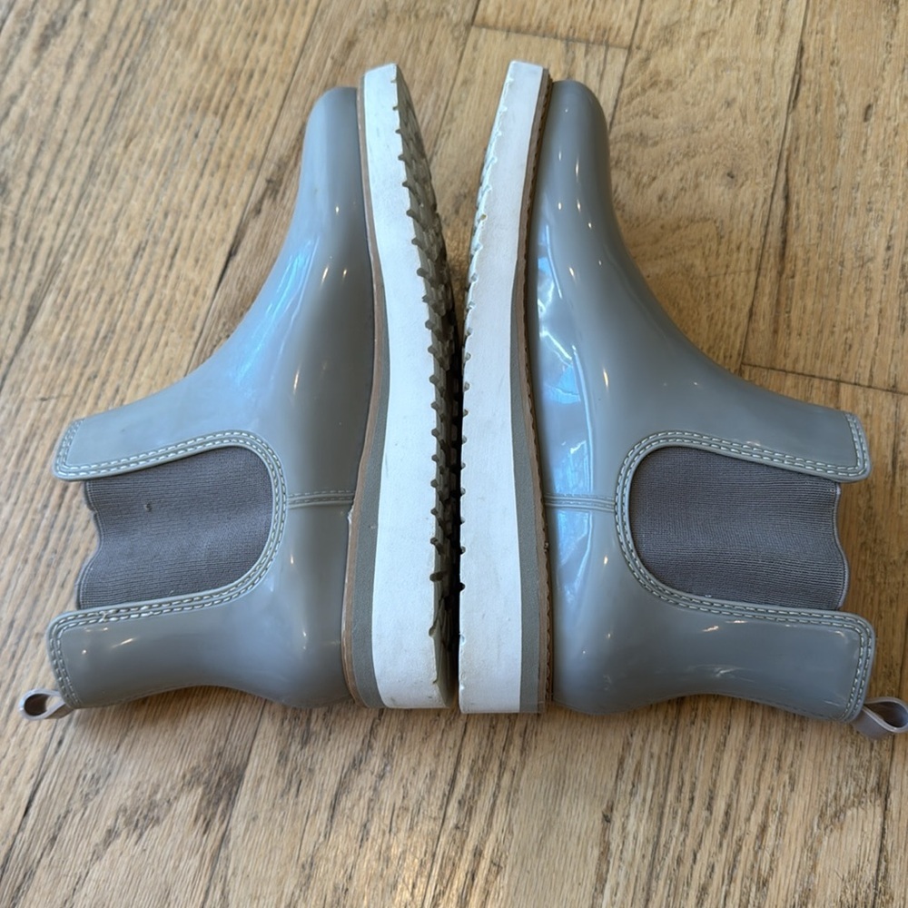 Chelsea Rain Boots gray women’s size 8 - Picture 6 of 10